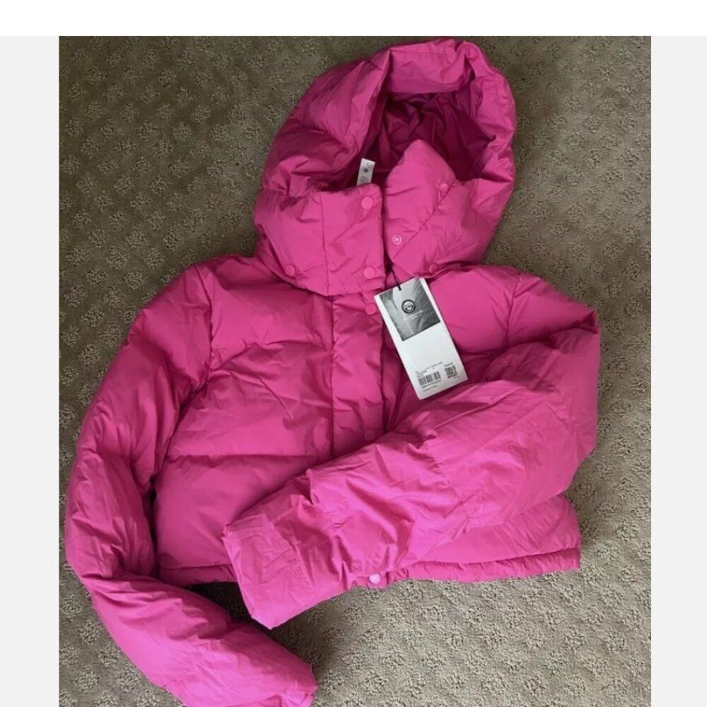 LULULEMON WUNDER Puff SUPER CROPPED JACKET SONIC PINK size 4 perfect NWT